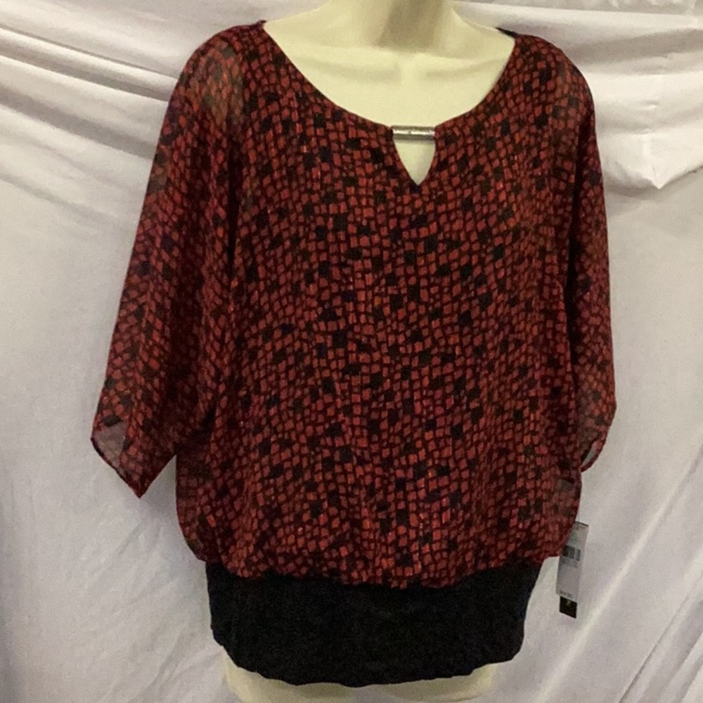 AB Studio Flowy red and black top